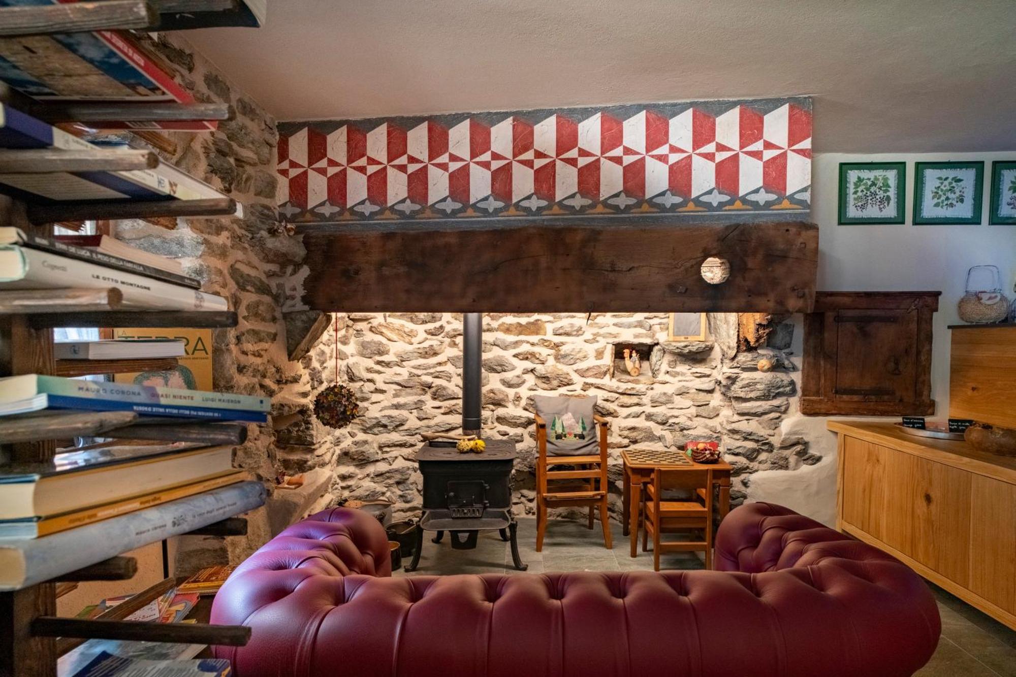 Au Coeur Du Village Chambres D'Hotes & Spa Arnad Exteriér fotografie