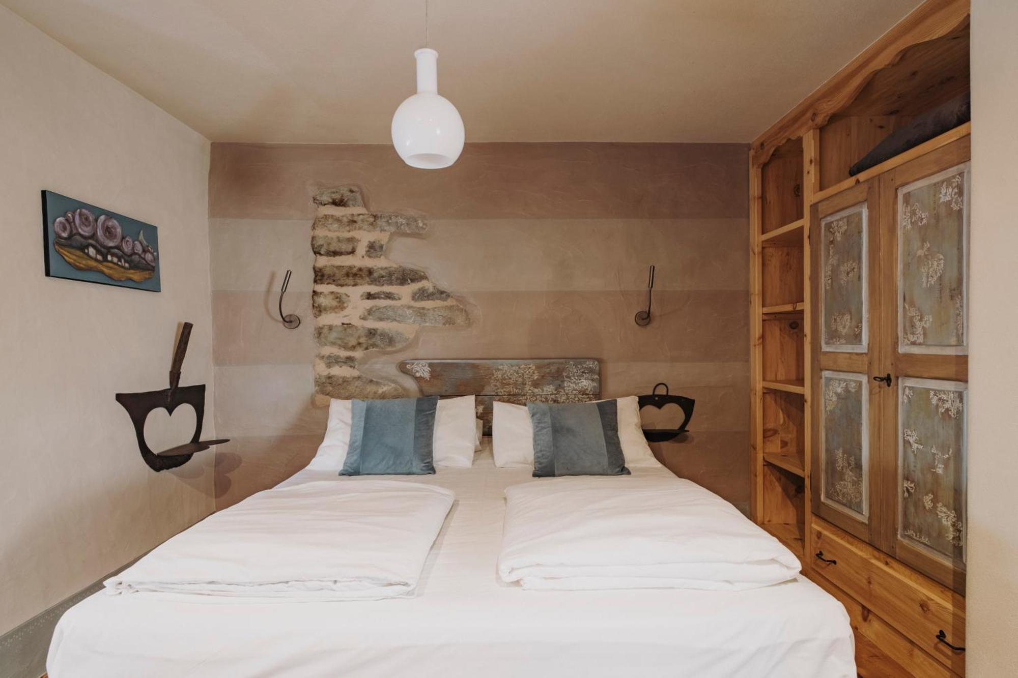 Au Coeur Du Village Chambres D'Hotes & Spa Arnad Exteriér fotografie